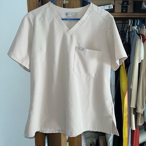 Catarina One Pocket scrub top
